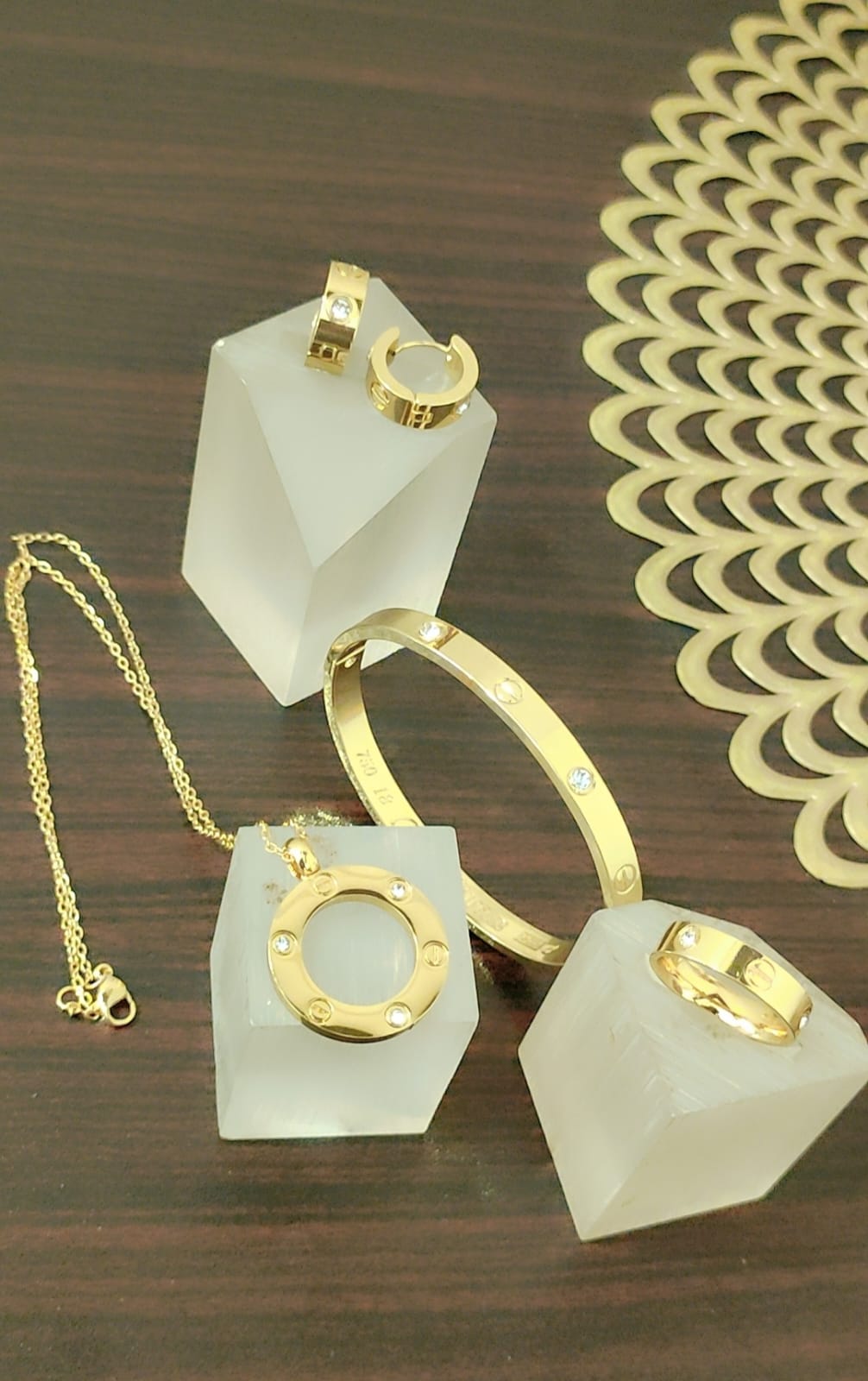 Luxury-Inspired 4-Piece Jewelry Set