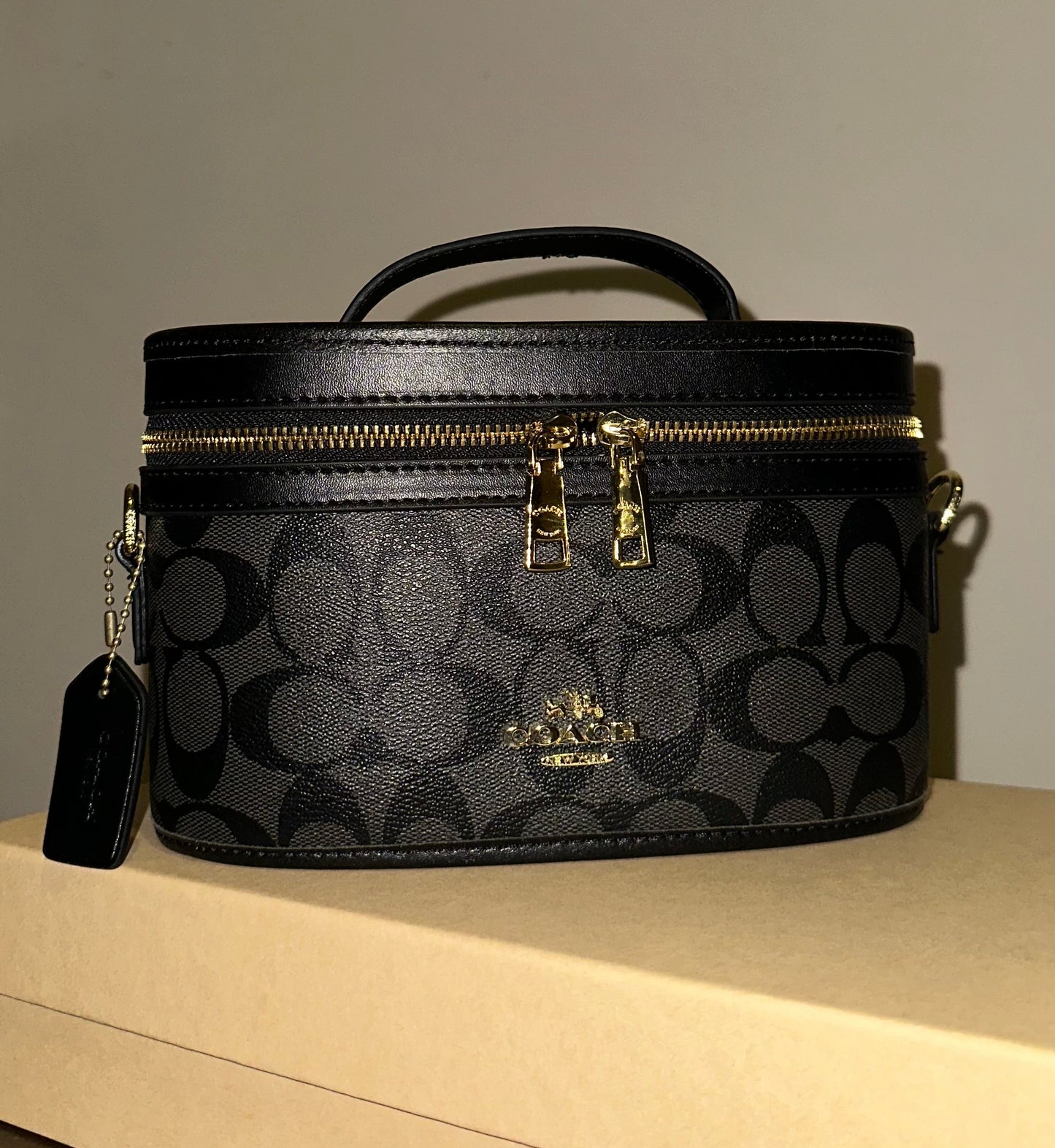 Coach signature cosmetic case